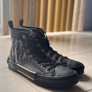 DIOR B23 Black Hightop Sneaker